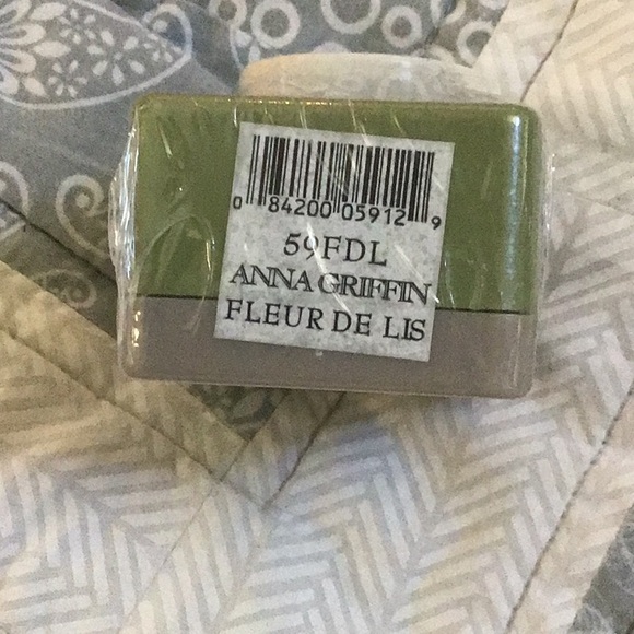 🏷 New Anna Griffin All Night Media Paper Punch Fleur De Lis Corner Punch - Picture 3 of 3